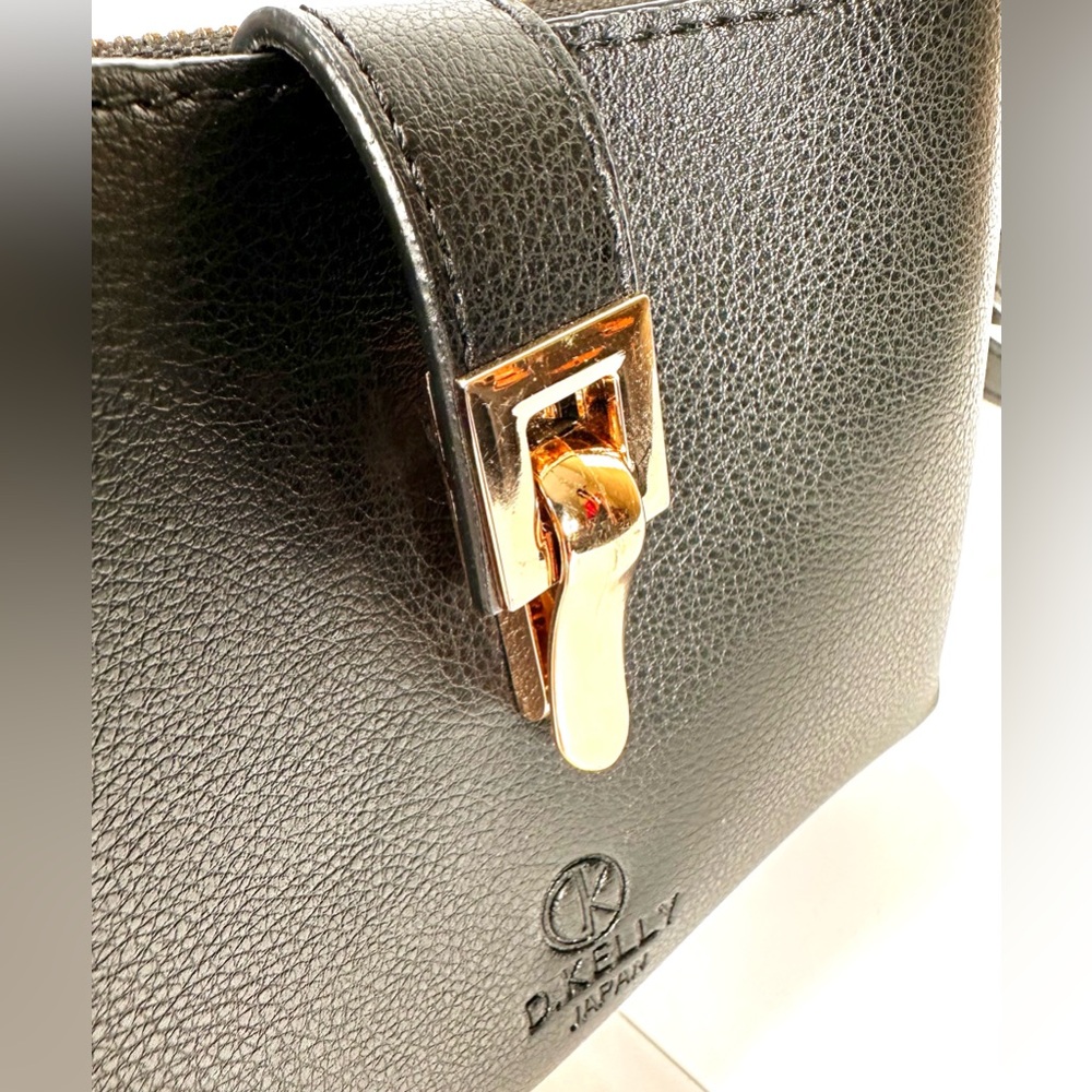 D. Kelly-Japan- Shoulder/Crossbody Bag in Black - Picture 4 of 16